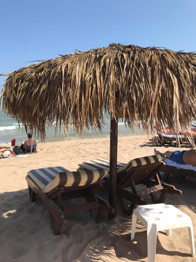 Dormir del Mar La Mariña Exterior foto